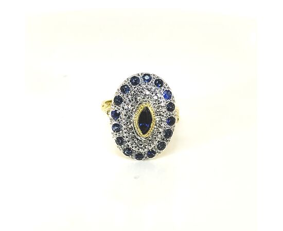 ANELLO ZAFFIRO  TAGLIO MARQUISE SU ORO 18 KT