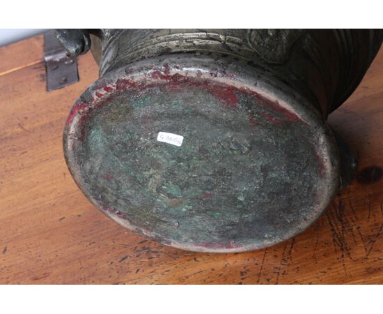 Antico mortaio in bronzo spettacolare 1859 con Stemma e nome  Farmacia. Mis h 17 diametro cm 24 