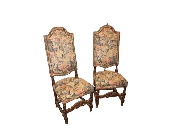 Set di 4 sedie stile Rinascimento – Legno di noce, imbottitura in gobelin