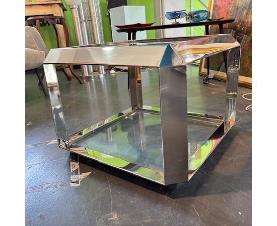 Coffee table anni 70  designer Rosselli Alberto per Saporti. Metallo cromato 55 x 55. h 40 