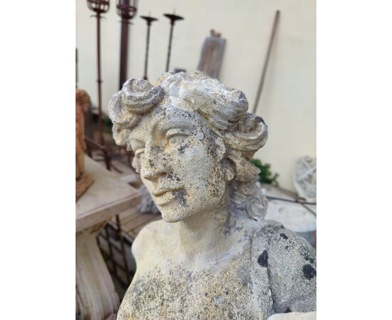 Magnifica scultura in pietra di Vicenza - Giovane cacciatore - H 110 cm