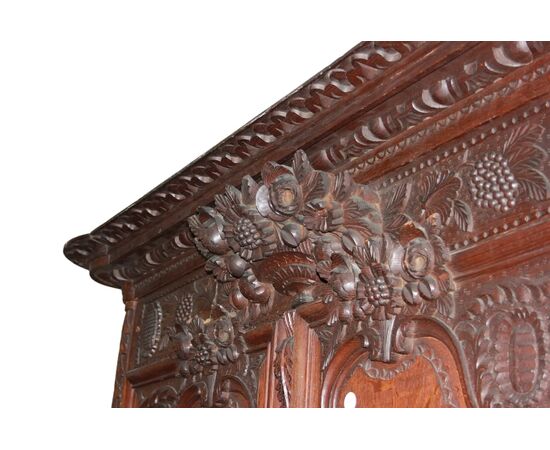 Armadio 2 Porte Riccamente Intagliato in legno di rovere Provenzale Normandia XVIII secolo