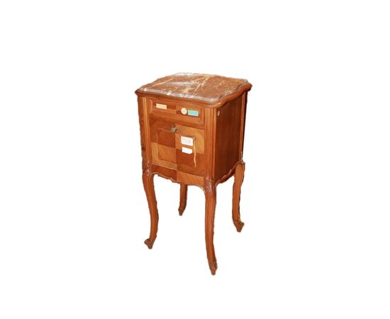Coppia di comodini stile Luigi Filippo in legno di noce del 1800 con marmo ed intagli