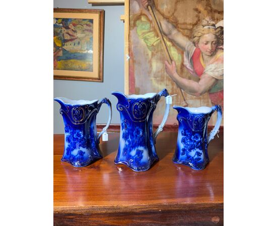Tre brocche caraffe inglesi PANSY PATTERN BY BROWN & STEVENTON ENGLAND-CIRCA ì, fine '800, porcellana!