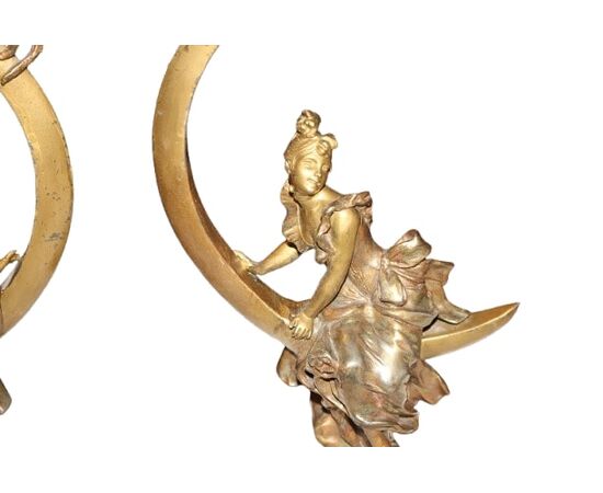 Coppia di sculture francesi in bronzo – Pierrot e fanciulla, seconda metà '800