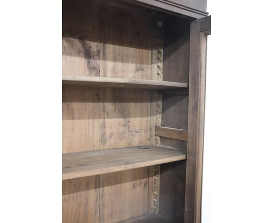 Antica credenza secolo XIX in noce impiallacciato PREZZO TRATTABILE