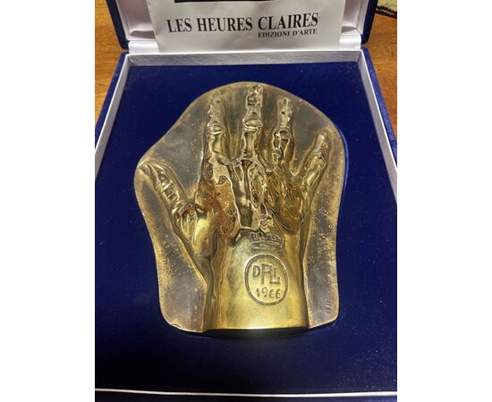 Mano destra del Maestro Salvador Dali
