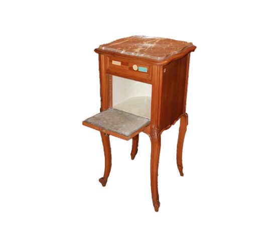 Coppia di comodini stile Luigi Filippo in legno di noce del 1800 con marmo ed intagli