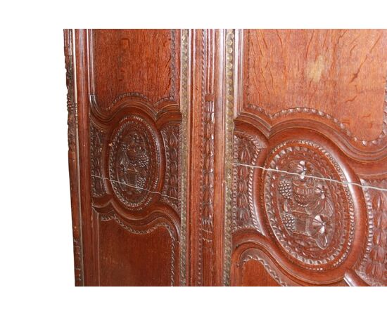 Armadio 2 Porte Riccamente Intagliato in legno di rovere Provenzale Normandia XVIII secolo