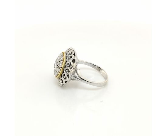 ANELLO IN ORO CON DIAMANTI