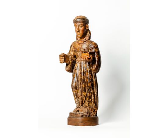 Frate francescano in legno con policromia originale - Italia XIV secolo