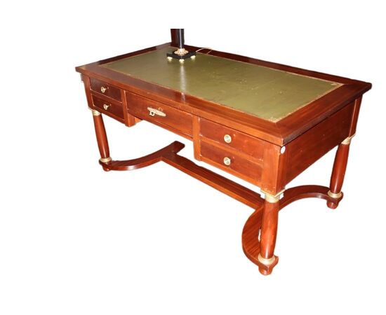 Scrivania Impero francese di inizio 1900 in legno di mogano con piano in pelle