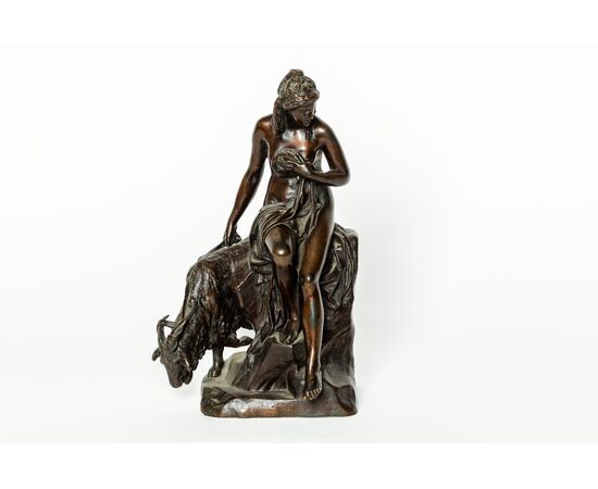 Dal modello di Pierre Juli (1731-1804)La ninfa Amaltea e la capra - Francia XIX secolo - Dal modello di Pierre Julien (1731-1804)- 