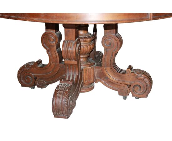 Tavolo Ovale Allungabile Stile Luigi Filippo in Legno di Noce del 1800
