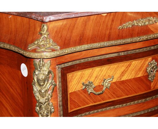 Settimino Francese Stile Transizione con Marmo e Applicazioni Bronzo