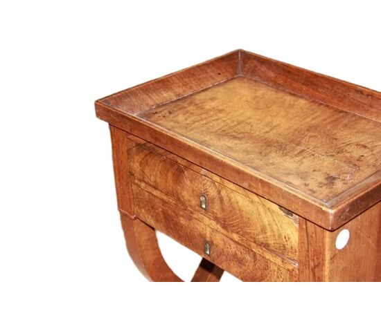 Tavolino da Lavoro Con Piano A Vassoio Francese In Legno di Noce 1800