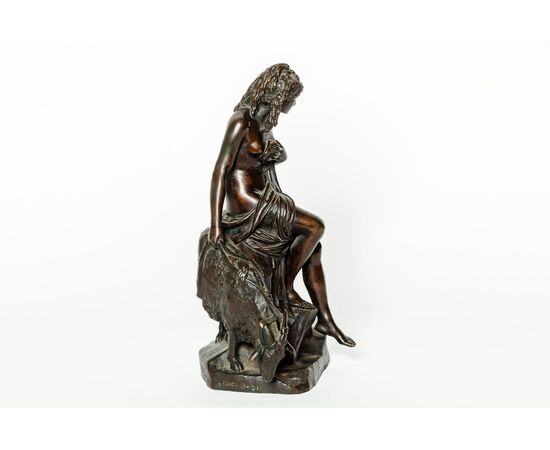 Dal modello di Pierre Juli (1731-1804)La ninfa Amaltea e la capra - Francia XIX secolo - Dal modello di Pierre Julien (1731-1804)- 