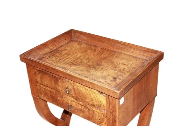 Tavolino da Lavoro Con Piano A Vassoio Francese In Legno di Noce 1800