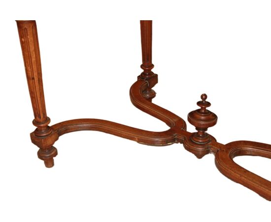 Tavolo da salotto con cassetto stile Luigi XVI in noce del 1800