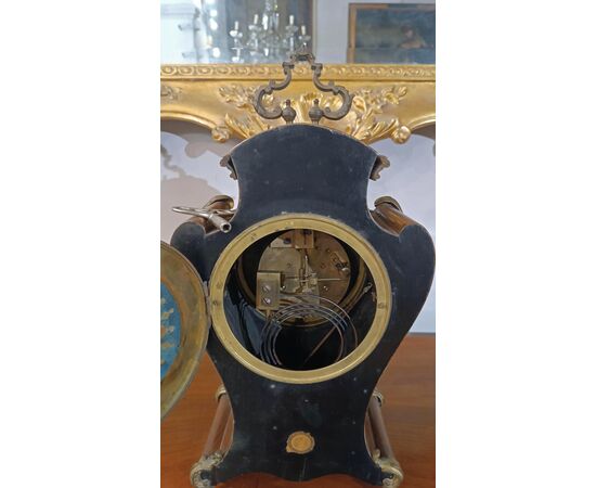 OROLOGIO INTARSIATO CON BRONZI PRIMI DEL XIX SECOLO