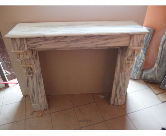 CAMINO BIANCO CARRARA CON STRIATURE NEO CLASSICO FRANCIA  cm L120xP35xH105 