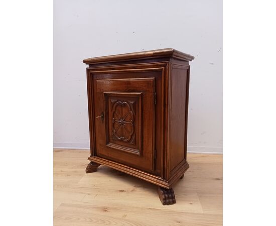 Mobiletto credenza in noce - un'anta - piccole dimensioni-fine '800 credenzina
