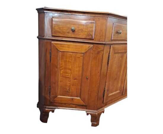 CREDENZA SCANTONATA IN CILIEGIO  – VENETO - FINE XVIII SEC