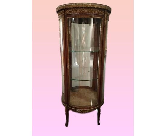 Vetrinetta francese tonda del 1800 stile Transizione con bronzi e marmo rosso Francia