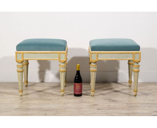 Quattro sgabelli neoclassici in legno laccato, Torino fine XVIII secolo 