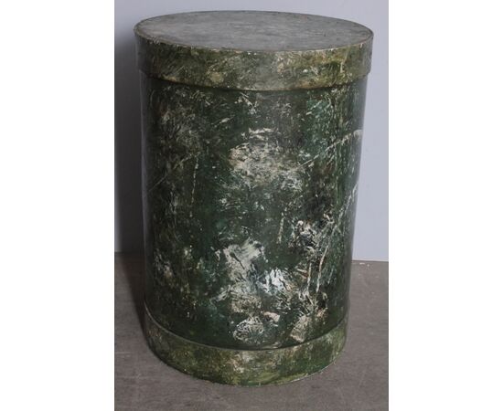Antica base per statue cilindro epoca primi 900 dipinto finto marmo Alpi  . H 61 diametro cm 42 