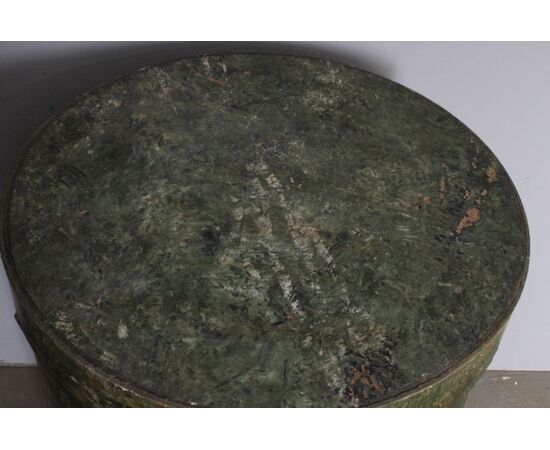 Antica base per statue cilindro epoca primi 900 dipinto finto marmo Alpi  . H 61 diametro cm 42 