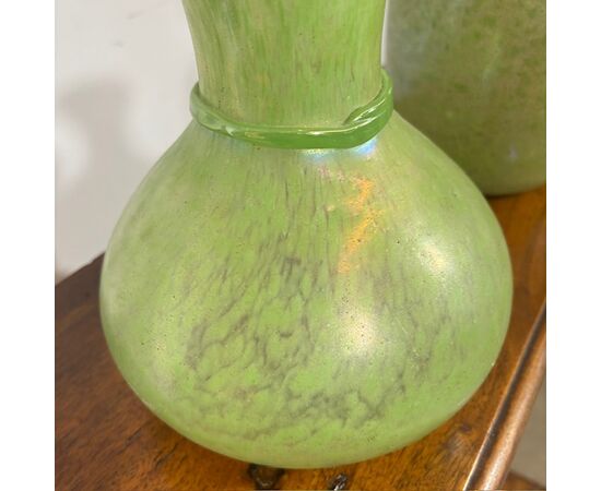 Coppia di vasi Fratelli Toso anni 60 Vetri Murano a Lustri metallici . H 29 – H 22 