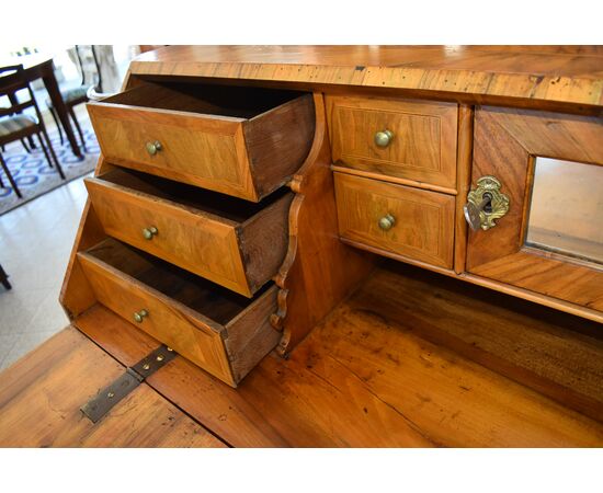 Secretaire ribalta lastronata in noce H 106 - 120x60