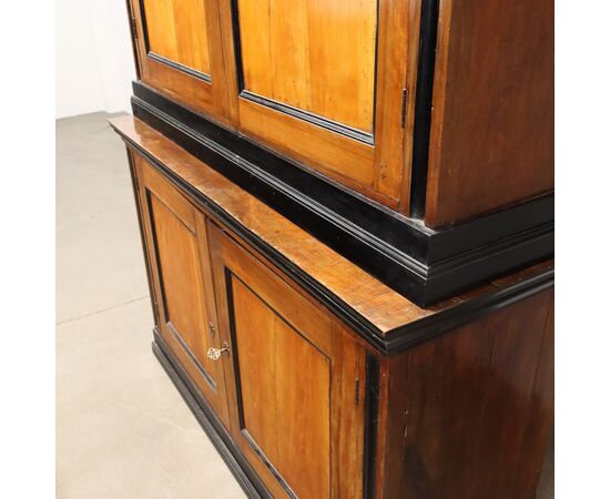 Credenza Doppio Corpo Italia, XIX Secolo
