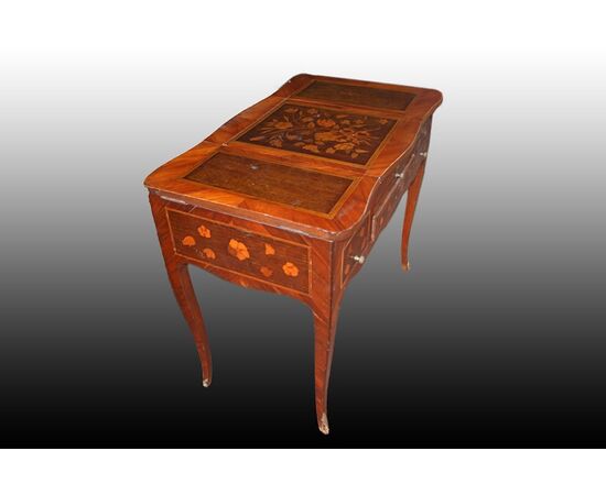 Bellissima toilette francese riccamente intarsiata di metà 1800