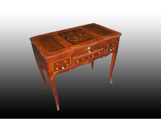 Bellissima toilette francese riccamente intarsiata di metà 1800