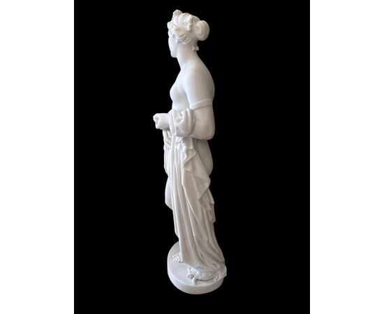 SCULTURA IN MARMO " VENERE "