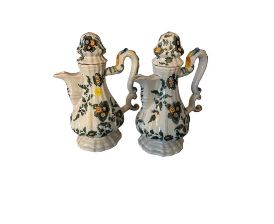Coppia di caffettiere in maiolica , manifattura Antonibon , XVIII secolo VENDUTE