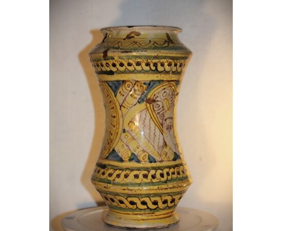 Albarello SPQB con luna, maiolica siciliana di Burgio epoca XVII sec.