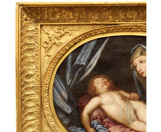 Antico dipinto ad olio su tela con cornice dorata - Madonnna in adorazione del Bambino dormiente - Italia epoca '700 