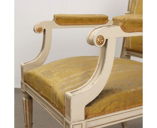 Coppia Poltrone con Poggia Piedi in Stile Neoclassico Italia Ultimo Quarto XIX Secolo