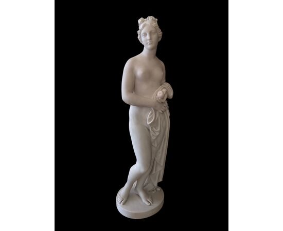 SCULTURA IN MARMO " VENERE "