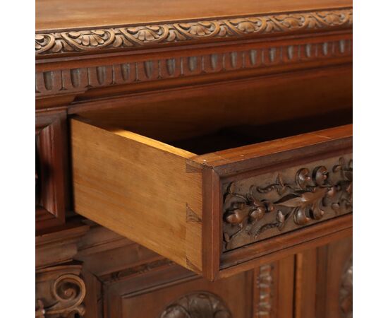 Credenza in Stile Barocco Italia fine XIX Secolo
