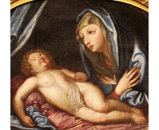 Antico dipinto ad olio su tela con cornice dorata - Madonnna in adorazione del Bambino dormiente - Italia epoca '700 