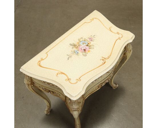 Coppia di Comodini in Stile Barocchetto Veneziano