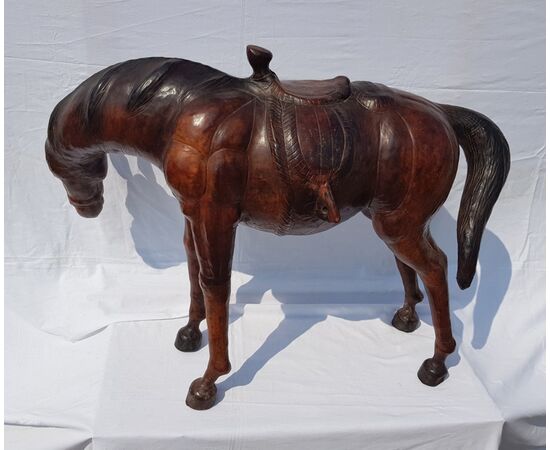 Cavallo giocattolo rivestito cuoio. Italia, XX sec.