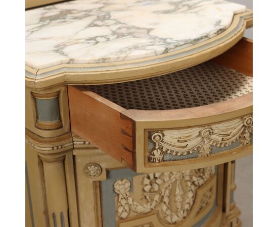 Coppia di Comodini in Stile Neoclassico Italia Metà XX Secolo