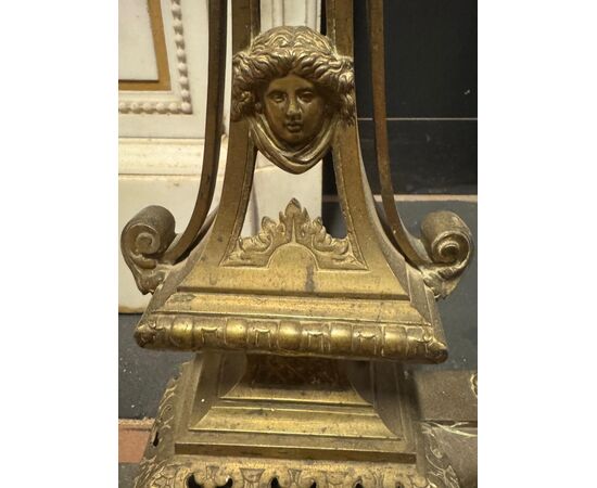 AL323 - Paracenere traforato, epoca '800, misure cm L 128 x H 45 x P 11