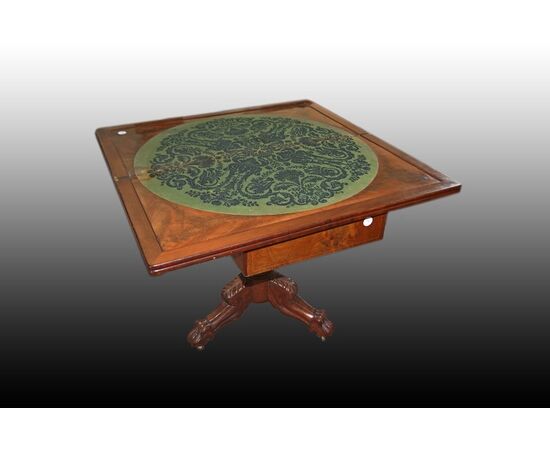 Bellissimo tavolino da gioco francese stile Carlo X in legno di mogano