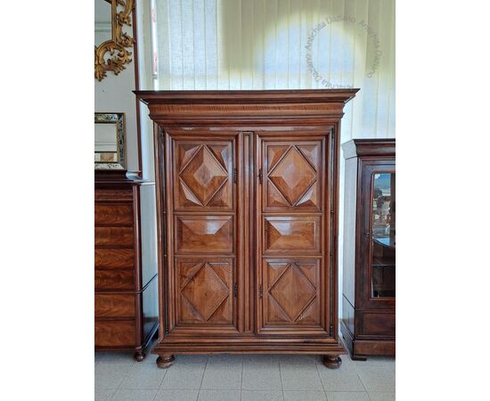 Credenza in noce H220 166x66